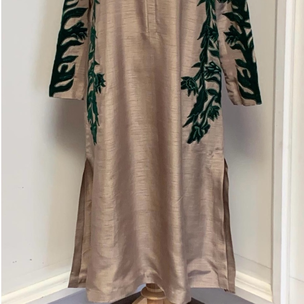 Preloved - Picture 2 of 7